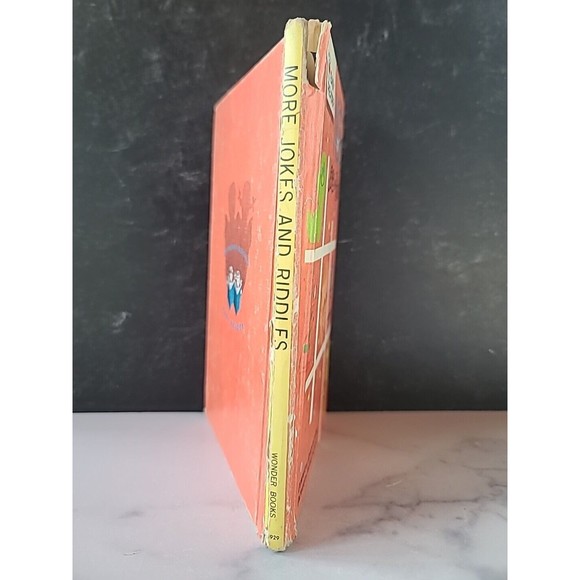 Easy Reader More Jokes And Riddles - Picture 10 of 10